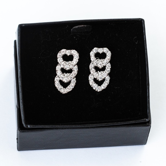 Simulated diamond interlocking heart post earrings sterling silver Absolute - Picture 11 of 16